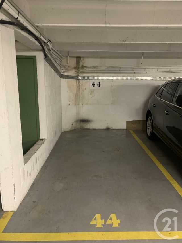 parking à vendre - 9.8 m2 - PARIS - 75017 - ILE-DE-FRANCE - Century 21 Plaine Monceau